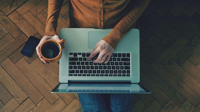 Se lancer en tant que webdesigner ou développeur freelance