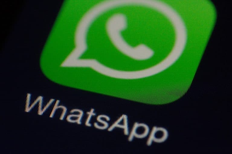 Les autocollants groupés sont maintenant disponibles sur WhatsApp Web