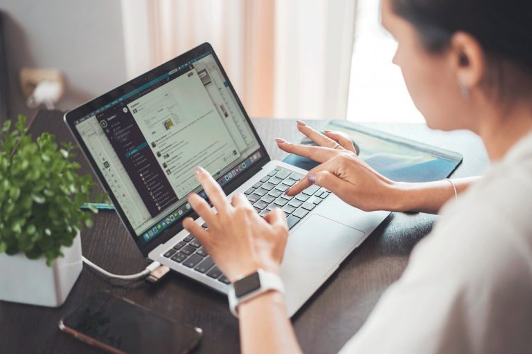 Travail plus intelligent et rôle de l’IA