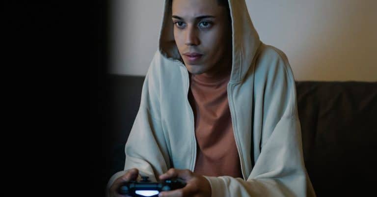Comment les jeux vidéo ont-ils influencé l&rsquo;évolution des dynamiques économiques et sociales pour les geeks ?
